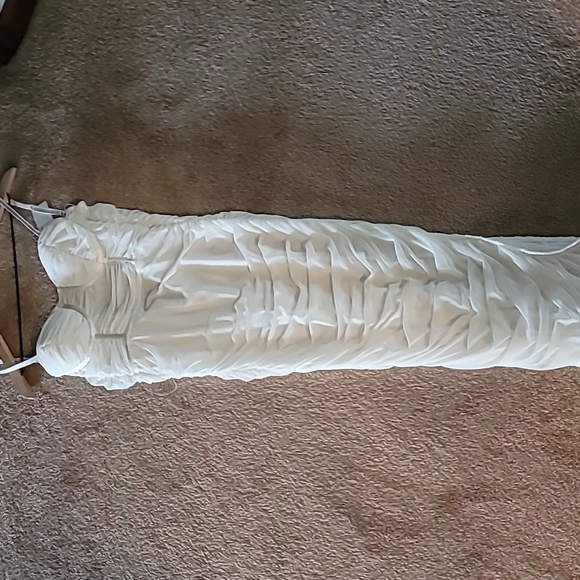 White Rushed Meshed Slit Dress - Picture 5 of 6